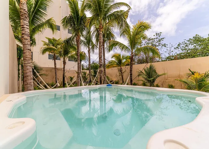 2 Bd With Balcony, Rooftop Pool, Hot Tub, Gym Сasa de vacaciones Playa del Carmen