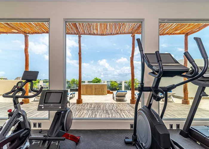 Сasa de vacaciones 2 Bd With Balcony, Rooftop Pool, Hot Tub, Gym