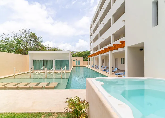 2 Bd With Balcony, Rooftop Pool, Hot Tub, Gym Сasa de vacaciones *